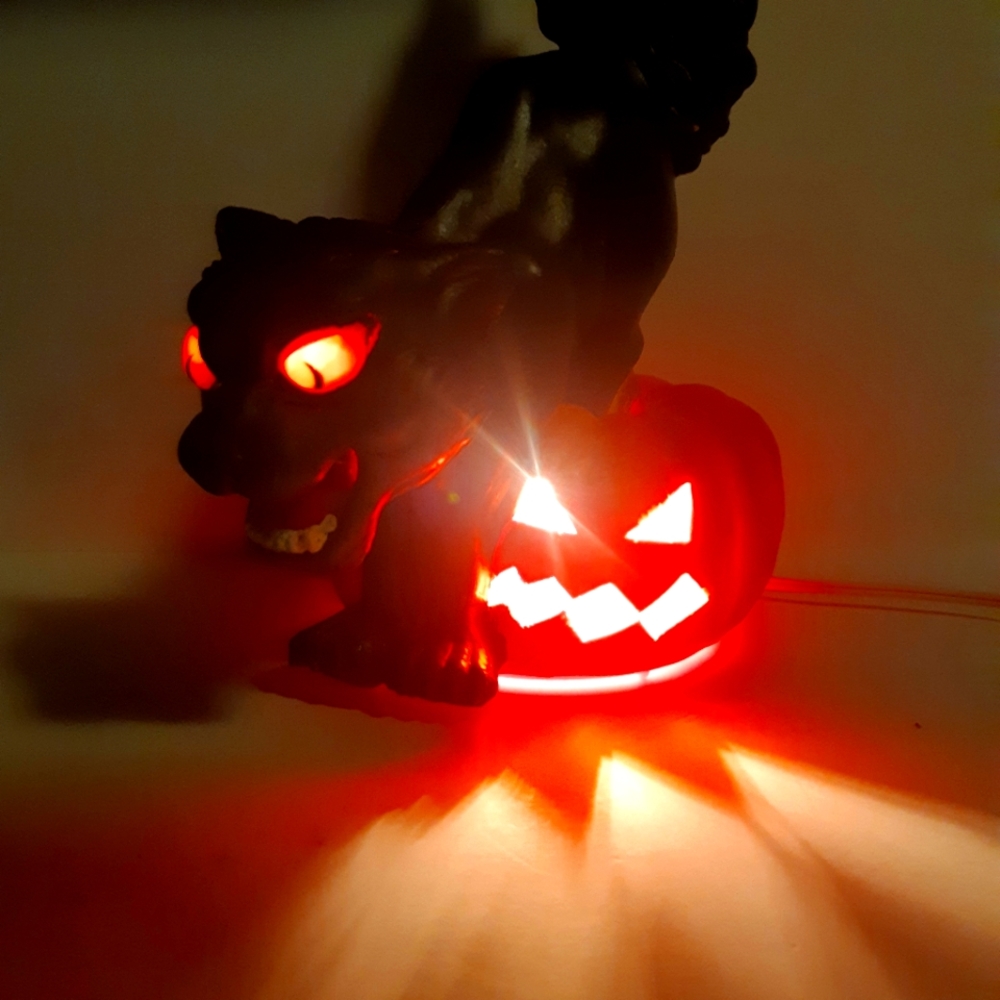 Vintage Halloween Lamp